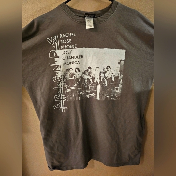 FRIENDS Gray Graphic Long Sleeve - Picture 1 of 9